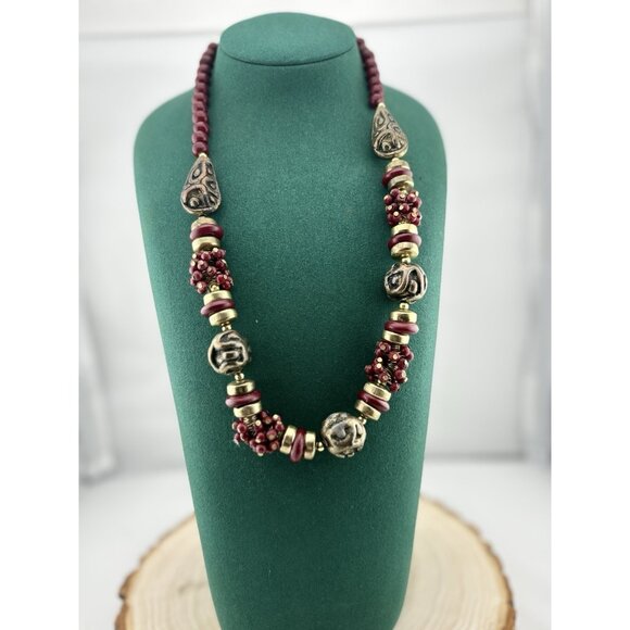 Vintage Boho Tribal Beaded Necklace Red Gold Tone Chunky Ethnic Statement - Picture 1 of 4
